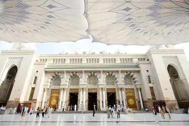 5 Star 7 Nights Easter Umrah Package